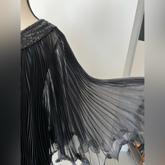 Marchesa Black Silk Gown - Picture 6 of 16